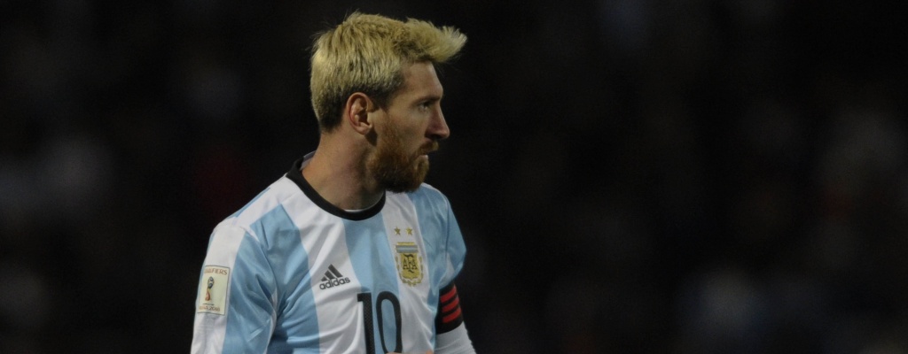 Bauza se queja del Bar�a por "no ciudar" a Messi