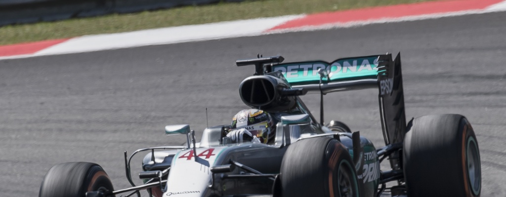 Hamilton y Rosberg firman tablas en primeras sesiones libres del GP de Malasia