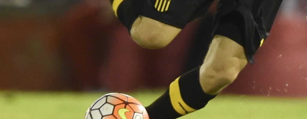 Pe�arol no pudo con Plaza Colonia 