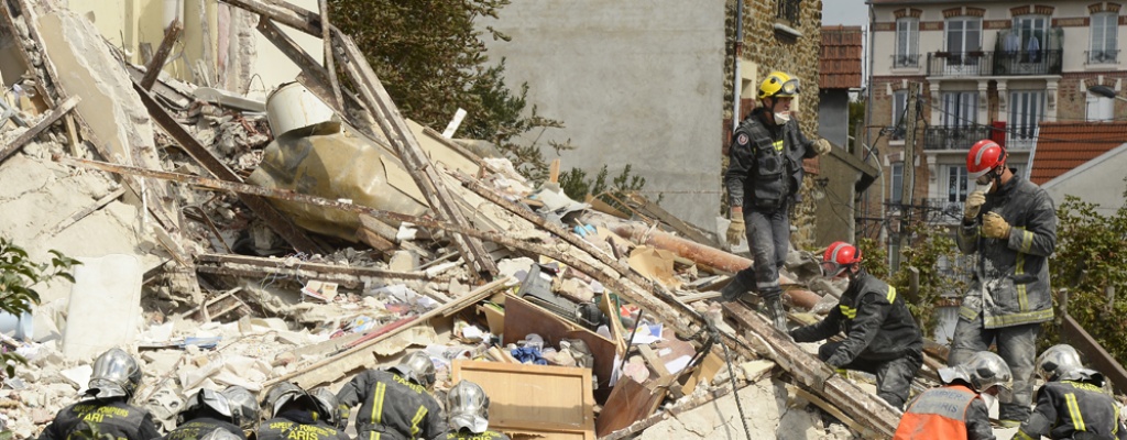 Aumenta a seis el n�mero de fallecidos en una explosi�n y derrumbe de edificio en Francia
