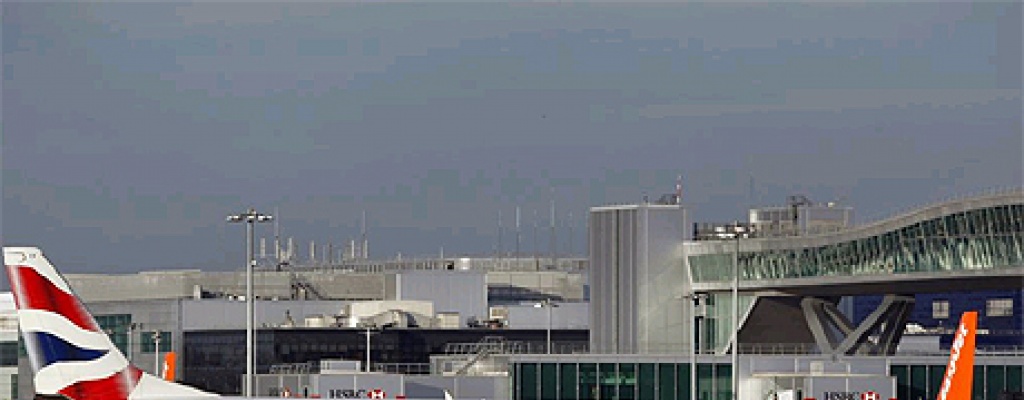 Rechazan construir un nuevo aeropuerto en Londres