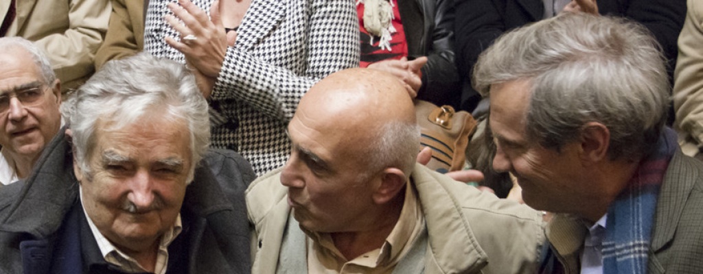 Markari�n asumi� como nuevo rector de la UdelaR y prometi� cambios