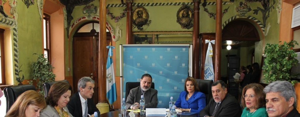 Guatemala levanta suspensi�n a once partidos pol�ticos