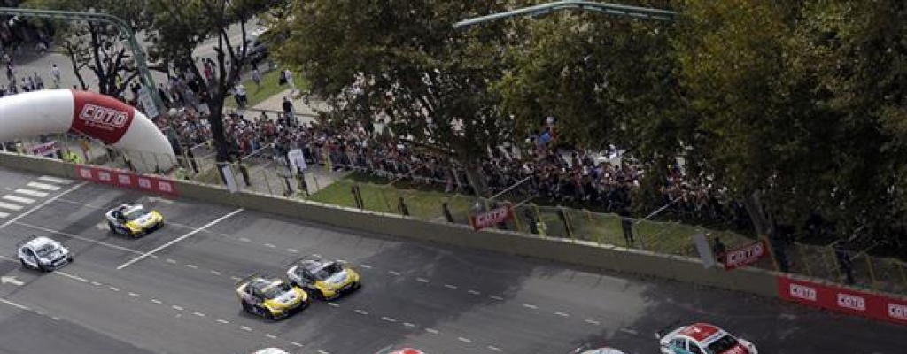 S�per TC2000: Girolami gan� en el callejero de Santa Fe