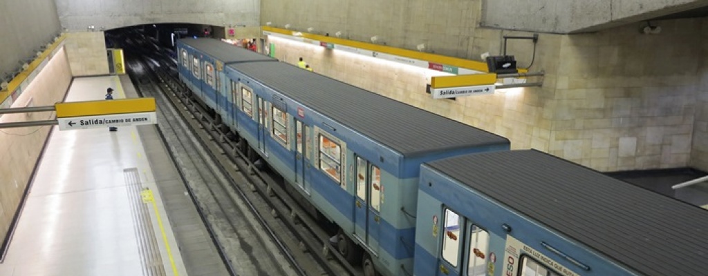 Bachelet: Explosi�n en estaci�n del metro "es horrible pero Chile es un pa�s seguro"
