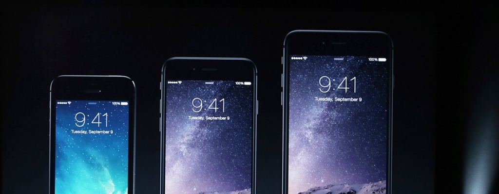 Apple lanza dos tel�fonos iPhone de pantalla grande