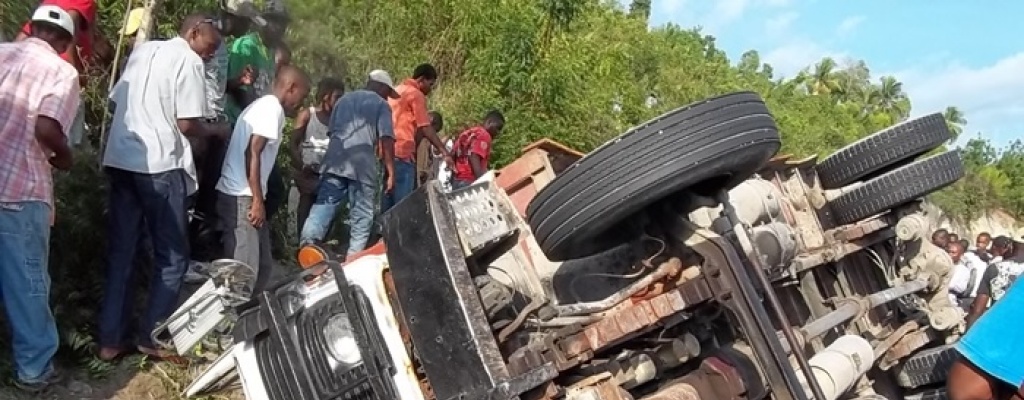 23 muertos y decenas de heridos por accidente carretero en Hait�