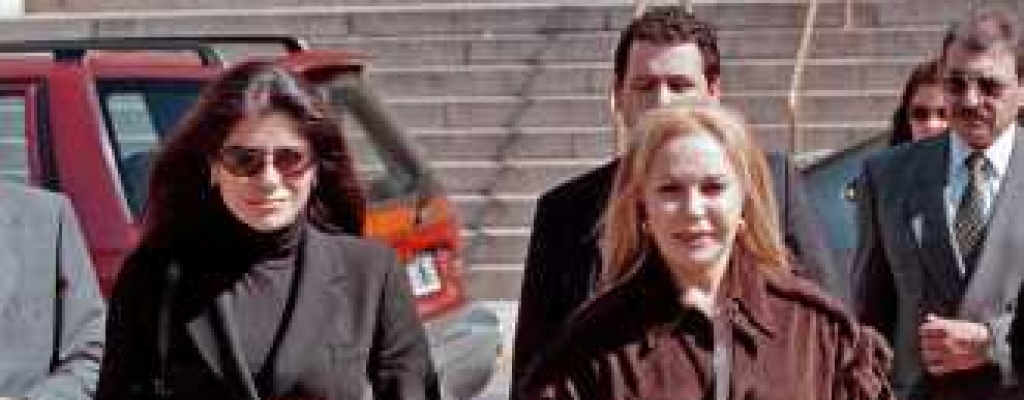 Denuncia manipulaci�n del cuerpo de Carlos Menem Junior