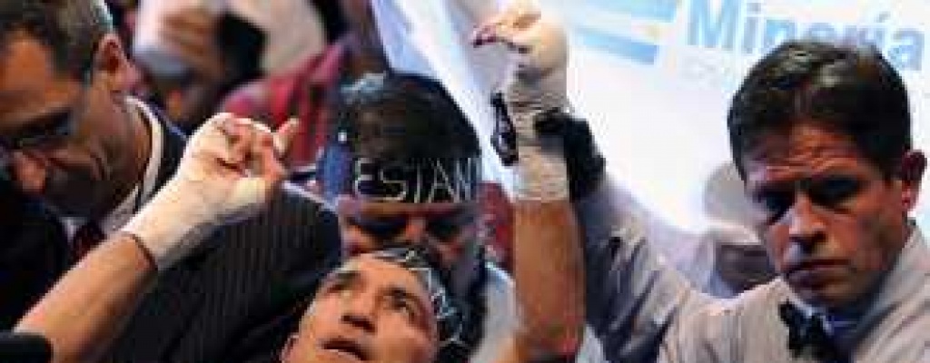 Omar Narva�z retuvo el t�tulo mundial de la OMB