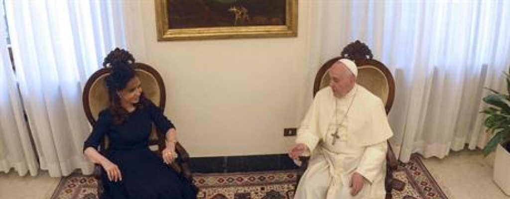 Cristina junto a Francisco: "Compartimos un almuerzo con mucha cordialidad y naturalidad"