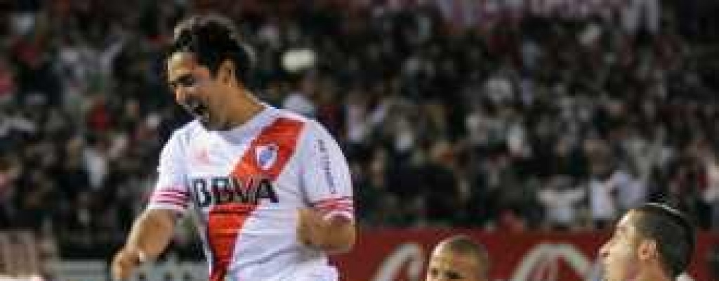 River gole� 4-1 a Independiente, sigue puntero e invicto