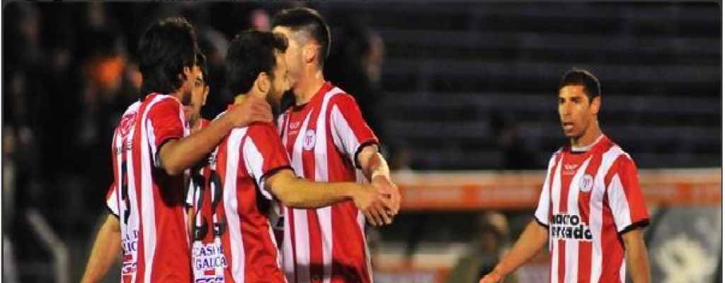 River le gan� 3 a 1 a F�nix