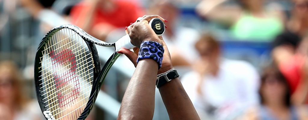 Serena Williams abandon� torneo en China por enfermedad