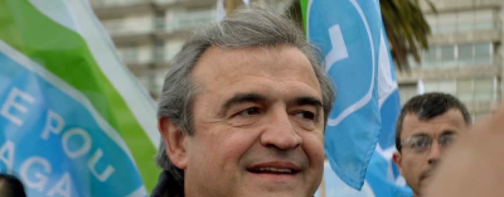 Opini�n:  �Que siga Bonomi es una provocaci�n a los uruguayos�