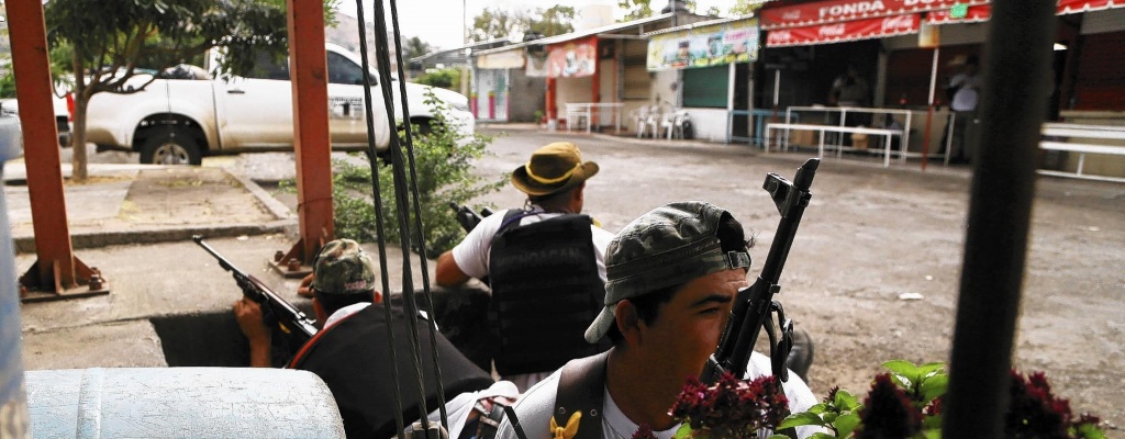 Hallaron ilesos a 14 de los 57 estudiantes desaparecidos tras protesta en M�xico