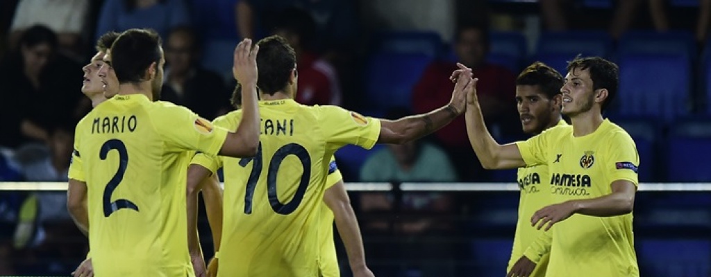 Villarreal golea y Sevilla salva un empate en la Europa League
