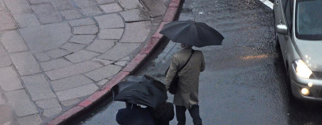 M�s del 90 % del pa�s con pron�stico de lluvia y se espera importante baja de la temperatura