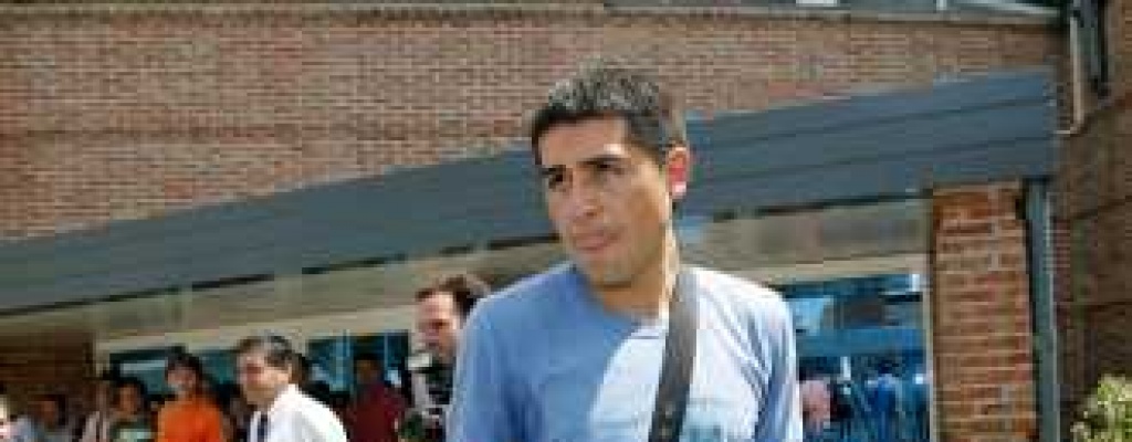 Riquelme se sum� a la lista de intoxicados de Argentinos Juniors