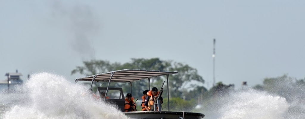 Armadas de Colombia y Francia decomisan 500 kilos de coca�na en el mar Caribe 