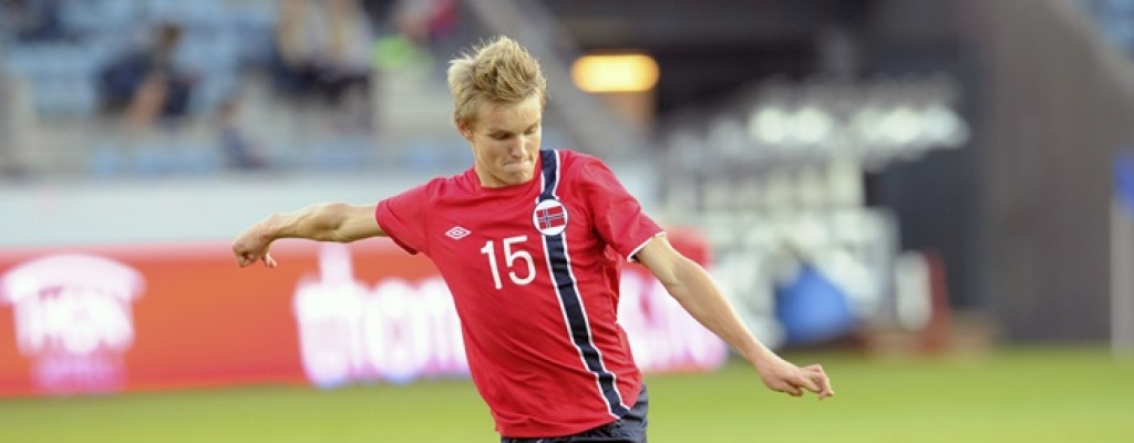 Oedegaard, en la historia del f�tbol europeo al debutar para Noruega con 15 a�os
