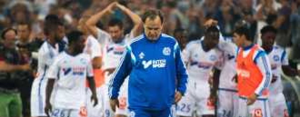 Bielsa hizo donaci�n millonaria a Newell's, el club de sus amores