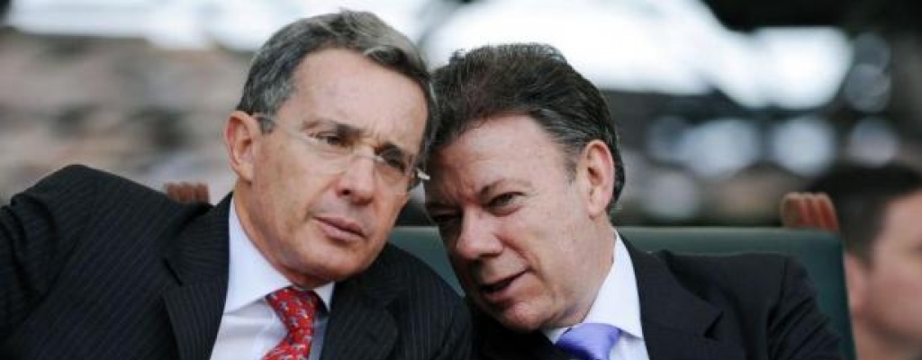 Santos dice que cr�ticas de Alvaro Uribe al proceso de paz con FARC son irracionales 