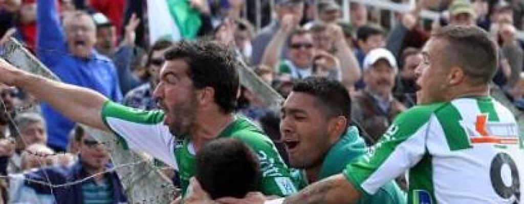 Racing le gan� a Sud Am�rica y sigue so�ando