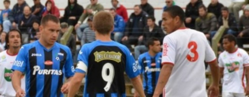 Liverpool, Hurac�n y Cerro Largo son lideres en la Segunda Divisi�n