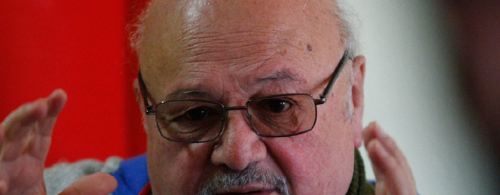 Contin�an los pedidos de renuncia al embajador chileno