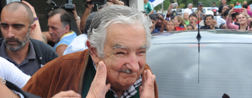 Mujica dijo que se llevar� "la fidelidad y el cari�o de los humildes" al dejar el Gobierno
