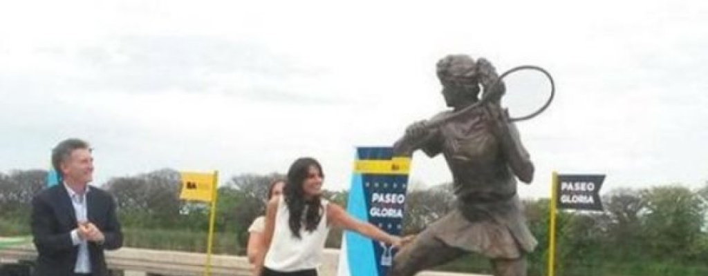 Vandalizan estatua de tenista Gabriela Sabatini en Buenos Aires