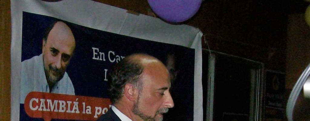 Mieres lament nueva mayora parlamentaria del Frente Amplio pero aclar que "es legtima"