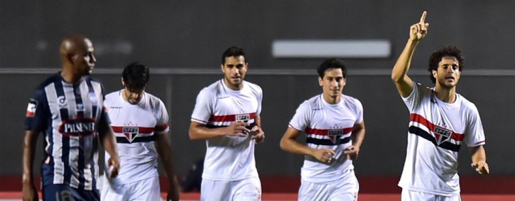 Sao Paulo gan� 4-2 contra Emelec como local
