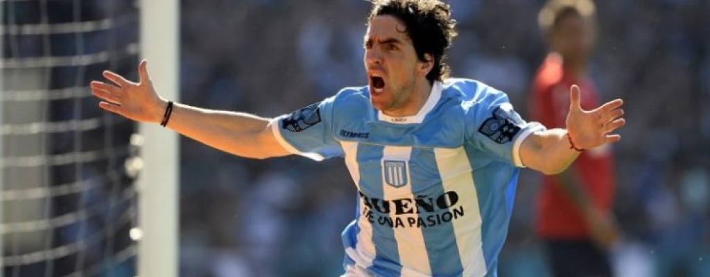 Racing gan en Argentina y mantiene esperanza de luchar por ttulo