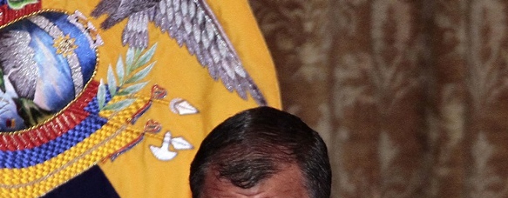 Correa reitera desacuerdos con poltica internacional de EEUU