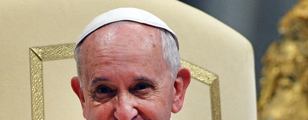 Papa Francisco dice que es mejor irse "a los puos" que hablar por la espalda