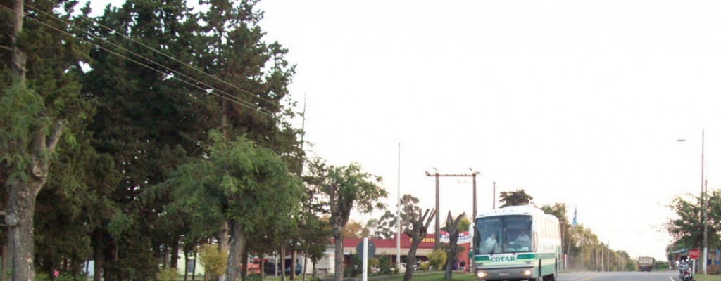 mnibus con 15 escolares se accident en Paysand; sufrieron lesiones leves