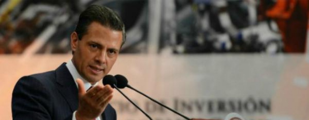 Pea Nieto defendi su viaje a Asia pese a las protestas por estudiantes
