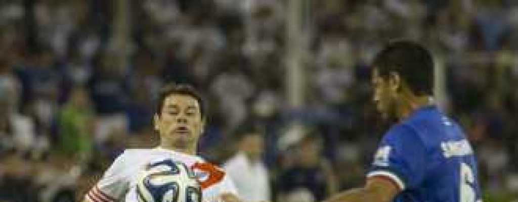 River empat ante Vlez y Lans qued a dos puntos