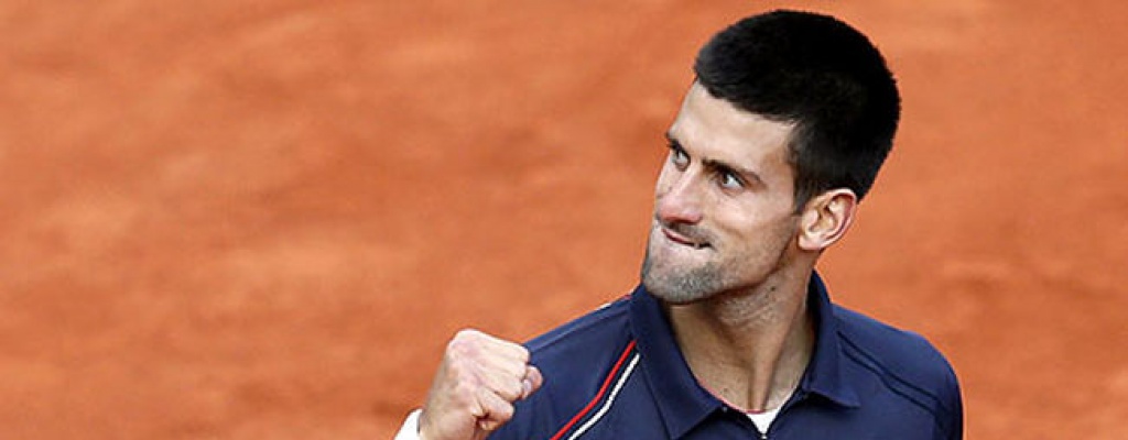 Djokovic y Wawrinka ganan en arranque del Torneo de Maestros