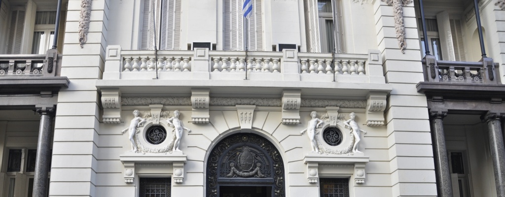 Funcionarios judiciales realizan paro de 24 horas este viernes