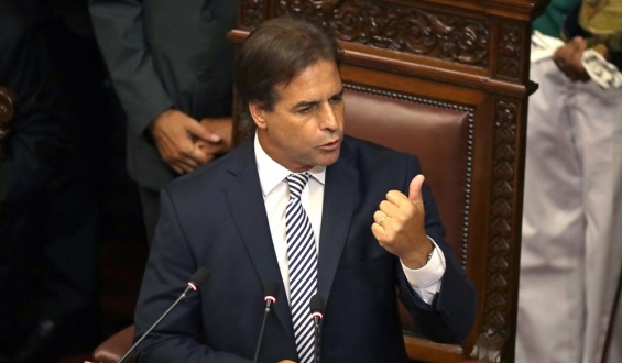 El presidente Luis Lacalle Pou dijo que el Gobierno destinar� m�s de US$ 540 millones para mitigar los efectos de la pandemia