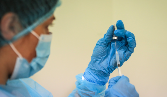 M�s de 200.000 personas ya recibieron la primera dosis de vacuna anticovid