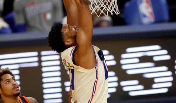 Sixers y Nets ganan sin sus estrellas; Lakers pierden sin James