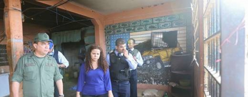 Ministra venezolana aclara sucesos violentos tras motn en crcel 