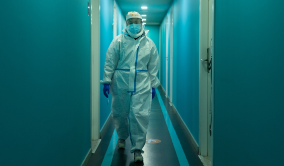 Varias defunciones en residenciales de adultos mayores de Durazno, Dolores y Fray Bentos