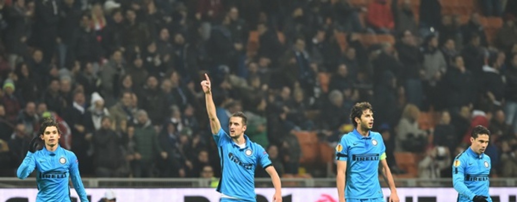 Inter y Napoli clasificaron a siguiente ronda de Europa League