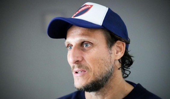 Diego Forl�n aguarda por un t�tulo que quieren "todos los atl�ticos"