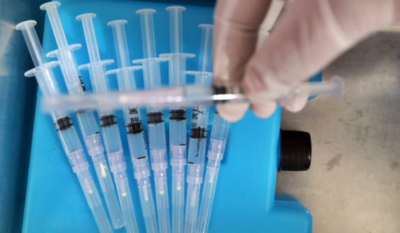 Salud P�blica habilitar� 300.000 nuevas dosis de la vacuna Sinovac