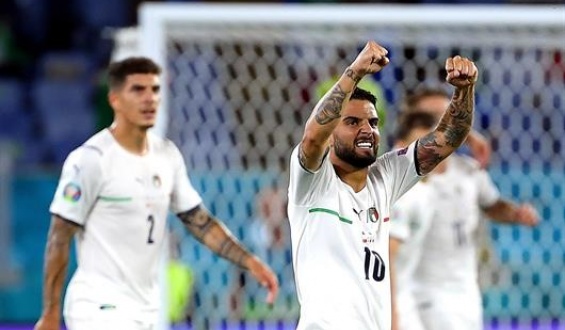 Italia regresa como una apisonadora